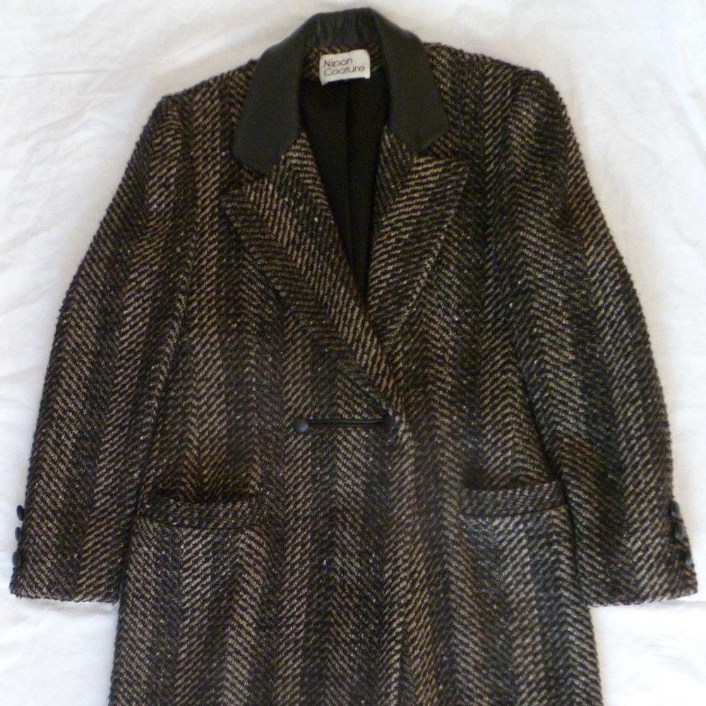 Vintage wool tweed coat by NIPON COUTURE